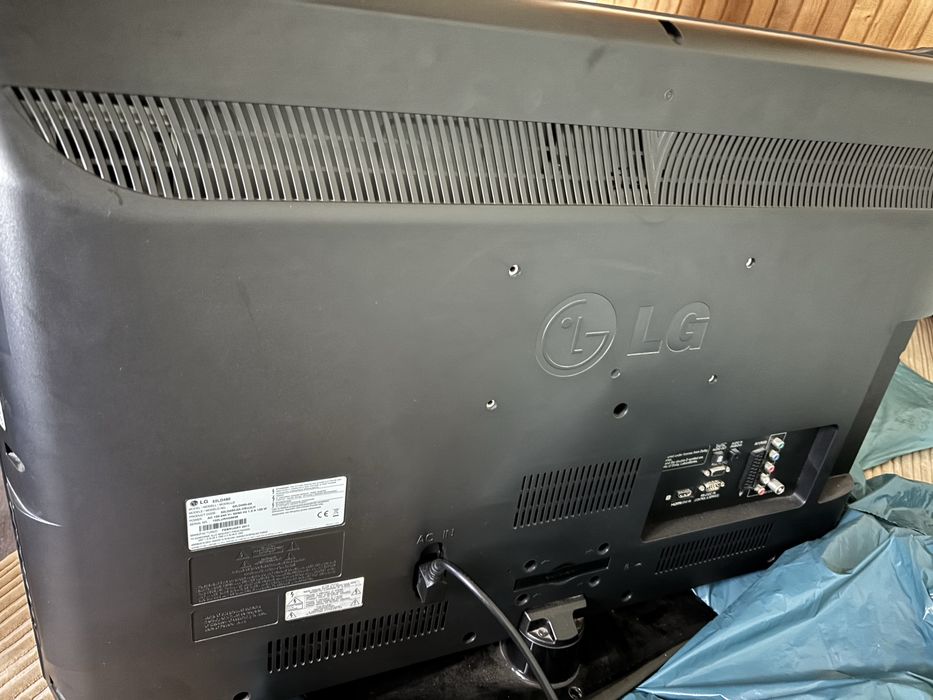 Televizor LG 32LD450