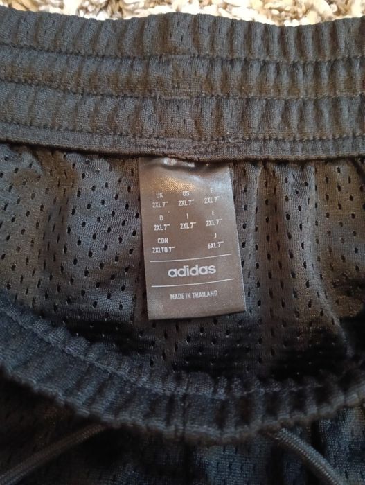 Pantaloni scurți Adidas