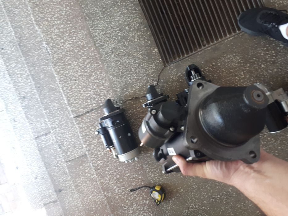 Electromotor nou John deere seria 6000 si 7000 in 6 pistoane