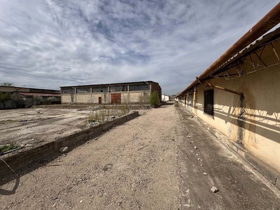 Vand Teren si Constructii zona Calea Prutului