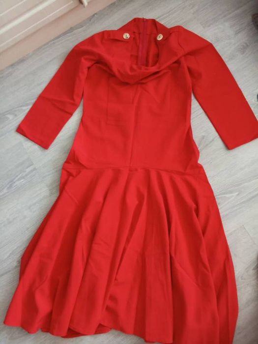 Продаются платья