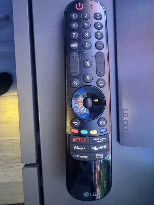 LG OLED C4 164 cm (65”), 4K, 120Hz, 1 an garanție – stare impecabilă