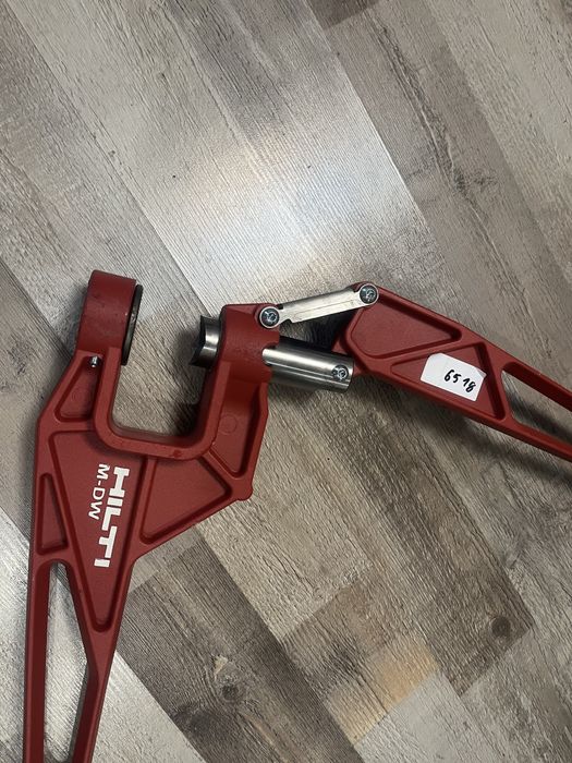 Hilti-M-DW-Инструмент за щанцоване на леки стени
