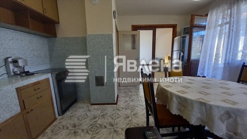 Дава се под наем Тристаен апартамент в Царево - 93 кв.м за 350 € - Снимка #7