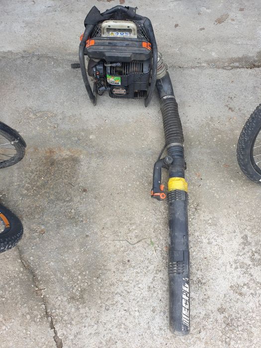 Бензинова духалка тип раница моторна метла като щил stihl