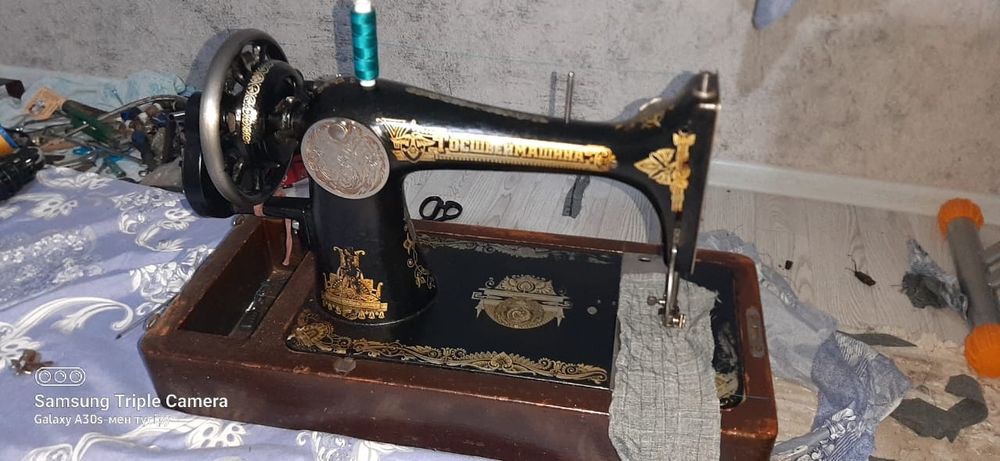 Госшвеймашина Швейная машинка