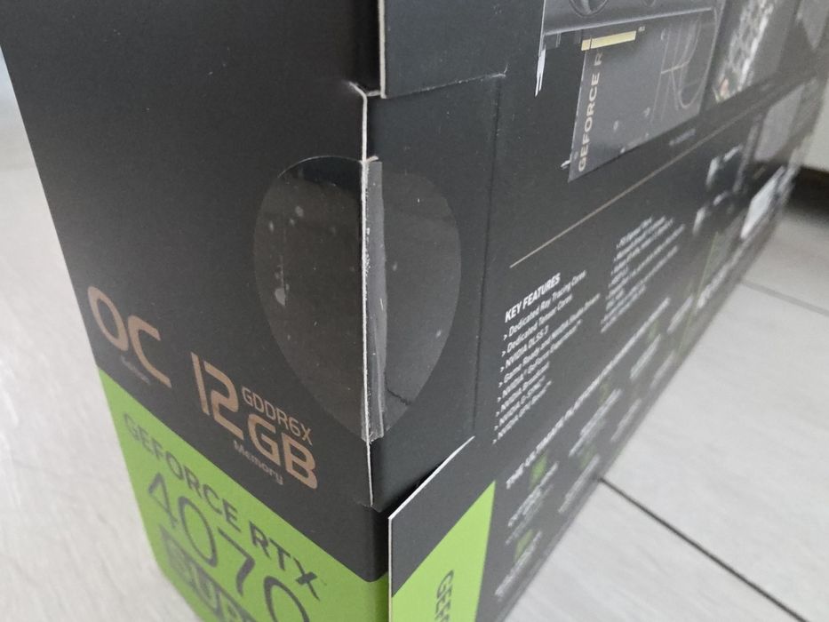 Vând placa video Asus 4070 super pro art oc 12gb, nouă, sigilată