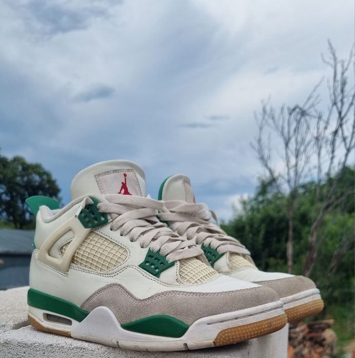 Vând Jordan 4 Retro Pine Green
