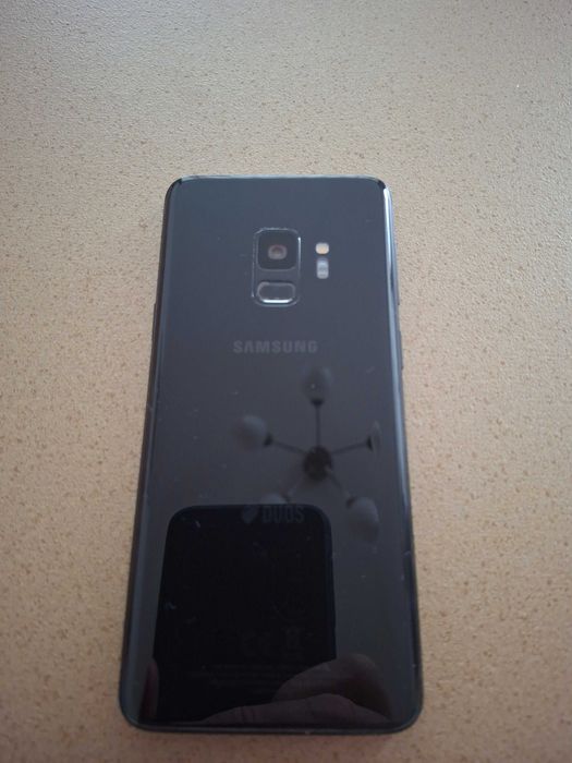 Samsung Galaxy S9 64GB + 4GB RAM