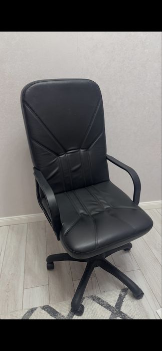 игровое рабочее кресло