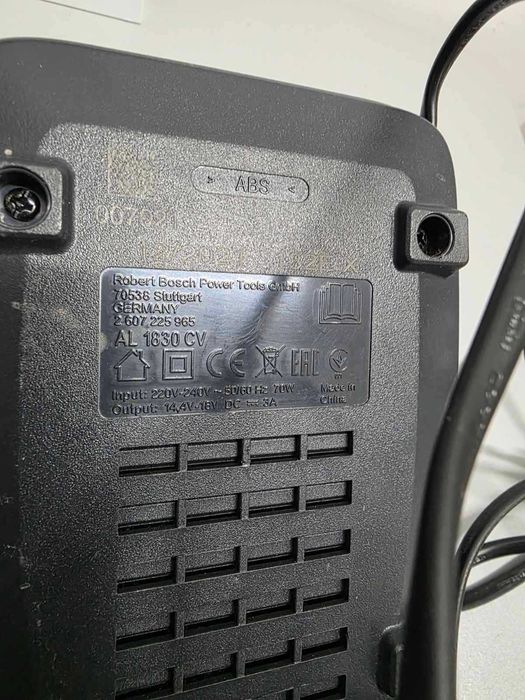 Зарядно устройство за акумулаторни батерии BOSCH AL 1830 CV, 18V