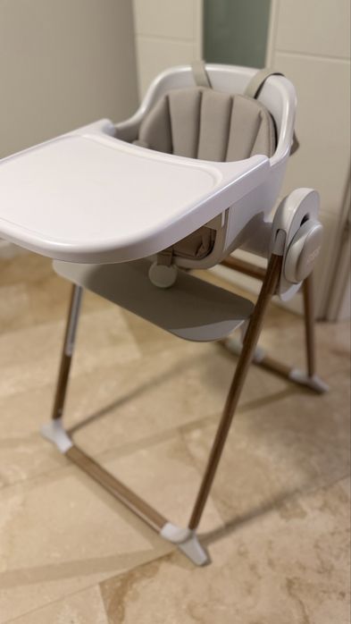Scaun 2-în-1 pentru bebeluși: Highchair + Bouncer – Nou, nefolosit!