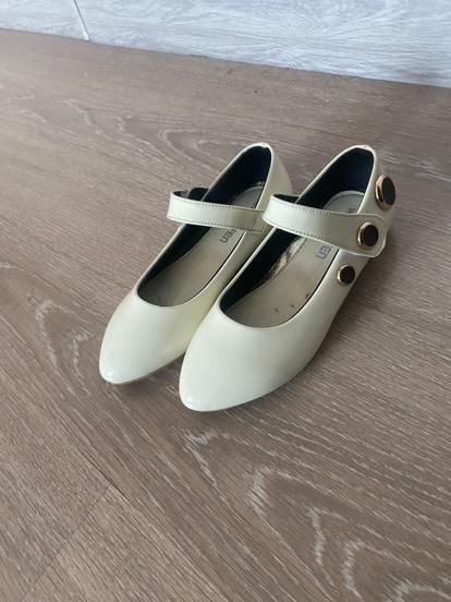 Туфли для девочек 33