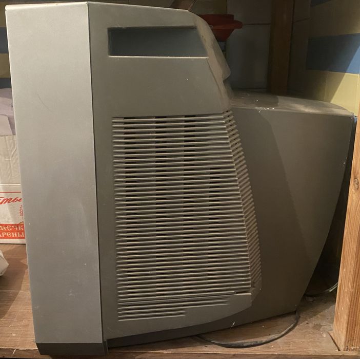 Продам телевизор самсунг в рабочем состоянии