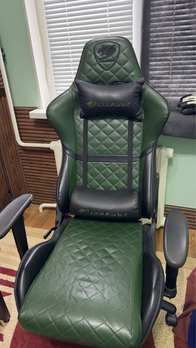 cougar игровой кресло