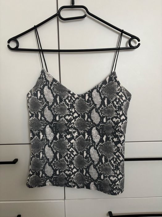 Сет Bershka пола + топ 10лв.