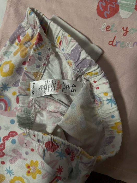 Пижамы для девочки от george на 4-5 лет