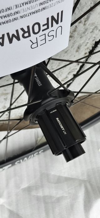 НОВИ DT Swiss А1800 Spline Center Lock 30 мм 28цола 12х100/12х142 Shimano HG