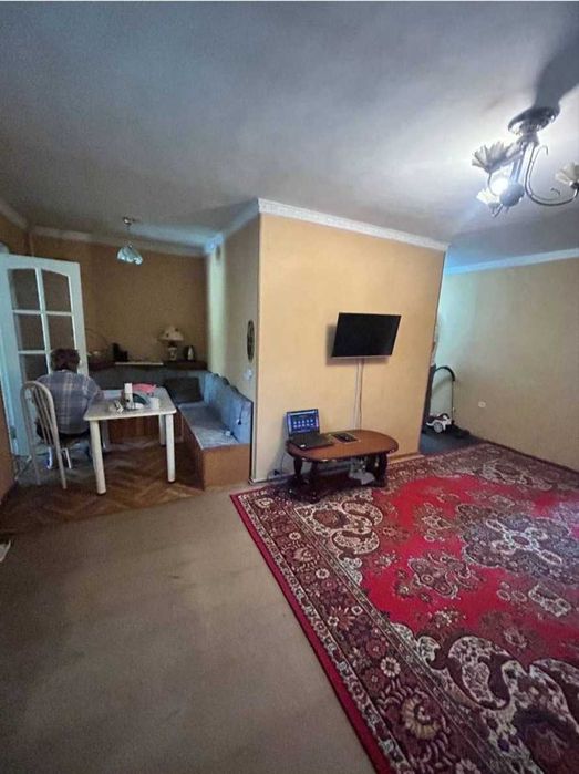 Дархан, Новомосковская, 2/3/5, кирпичный дом, балкон 2 на 6, 55 метр