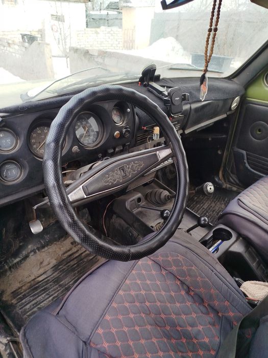 Продам ниву 700.000