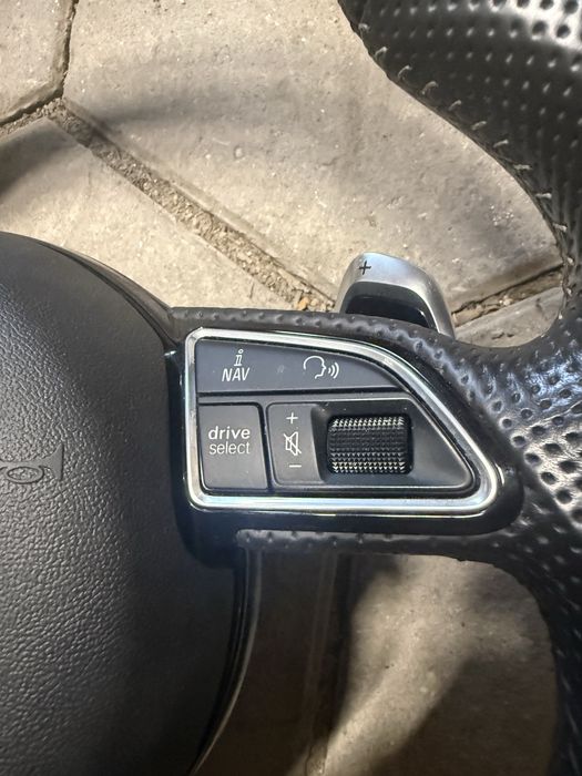 Волан за Audi Rs6 C7 C7,5 с airbag ( оригинален волан Ауди рс6 )
