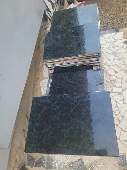 Бу кафель сатылады срочно