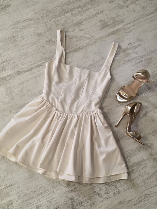 Рокля Zara размер Хс-С