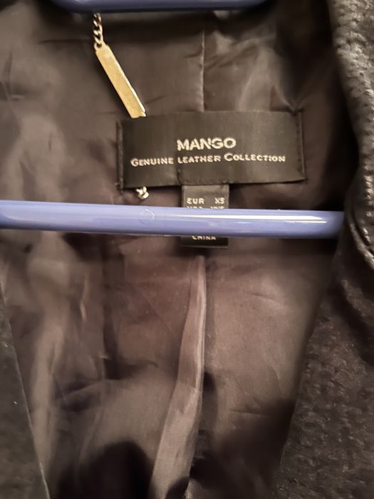 Jacheta neagra piele intoarsa - Mango