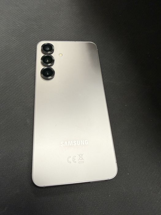Samsung Galaxy S25 12/256gb