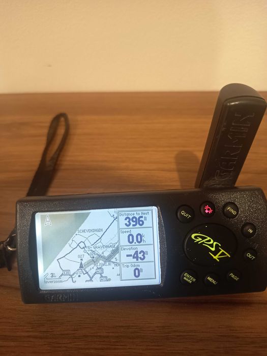 GPS Garmin за трекинг и колоездене