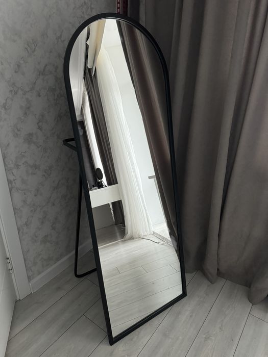 Продается зеркало