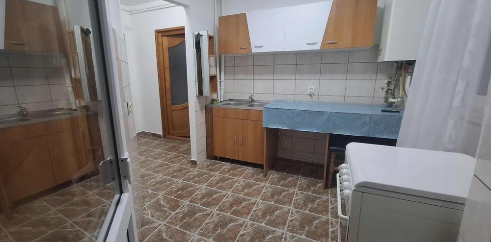 Apartament cu 2 camere de inchiriat