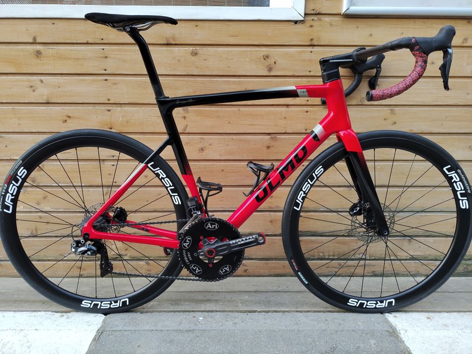 Olmo Nerax 2022
Размер рамка 53(56/53)върхов клас, монтаж Shimano Dura