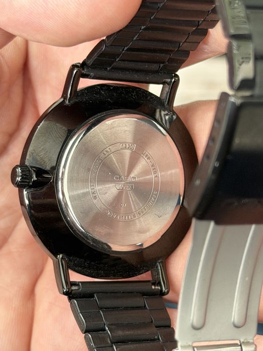 Продам оригинальные Casio MTP-VT01B-1B (модуль 1330)