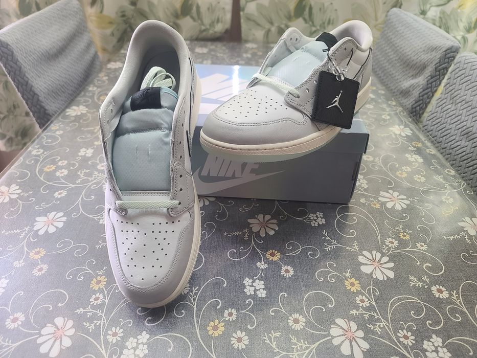 Nike Air Jordan 1 Low OG "LNY"