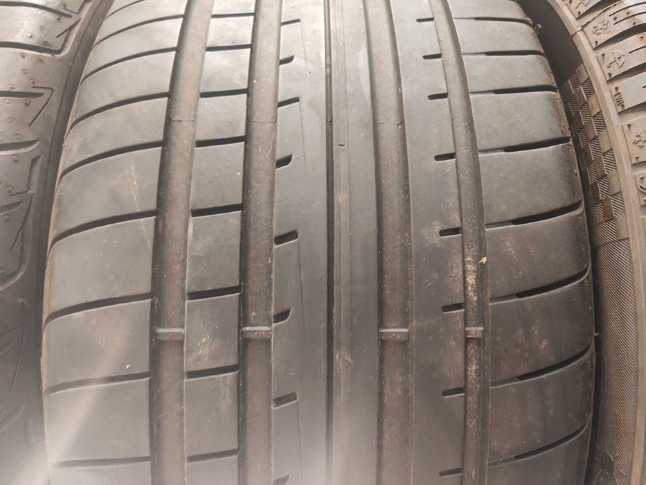 2бр. летни гуми 275/35/19 Goodyear