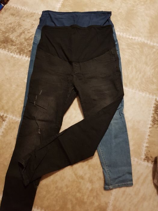 Blugi gravida marimea 44