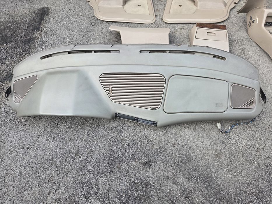 Обшивки рест на BMW e34