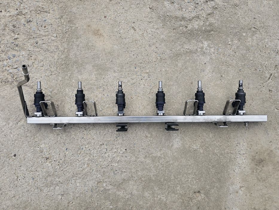 Топливные форсунки м54б30