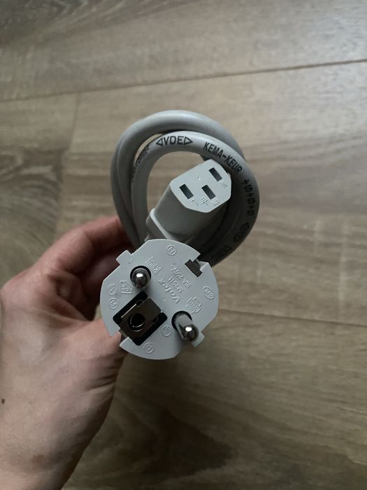 Cablu de alimentare cu 3 pini, gri