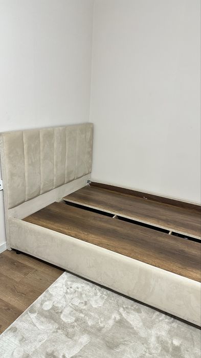 Продам Кровать 140х200