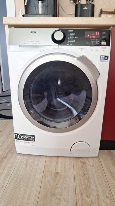 Пералня със сушилня