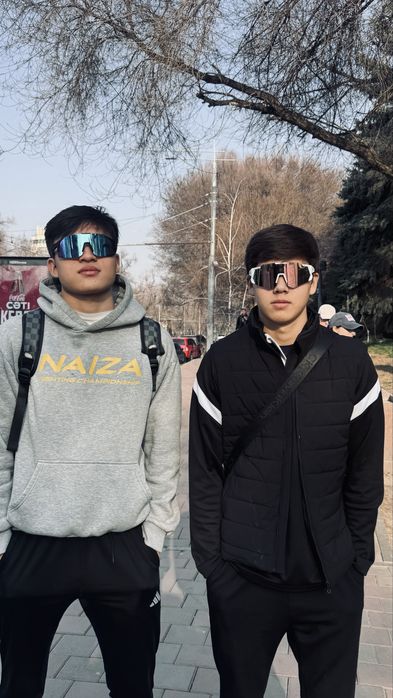 Спортивные очки