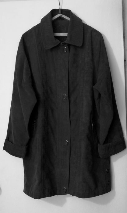 Продам новую женскую куртку