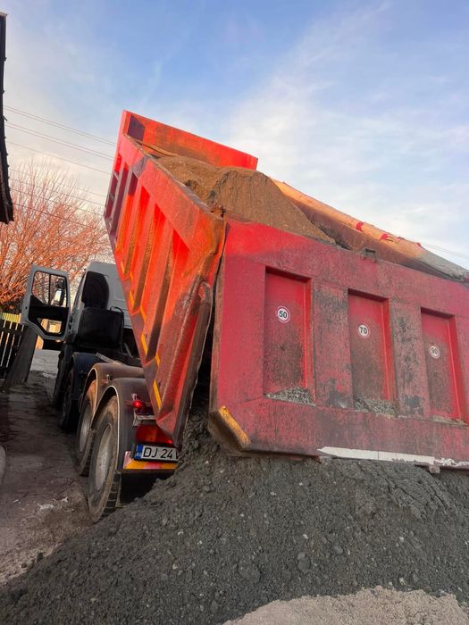 De închiriat miniexcavator! Lucrări rapide și eficiente!