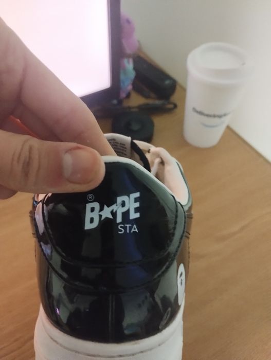 Vând bapesta white and black