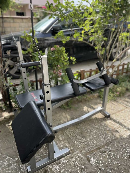 Фитнес мултифункционален уред. Лежанка, успоредка.