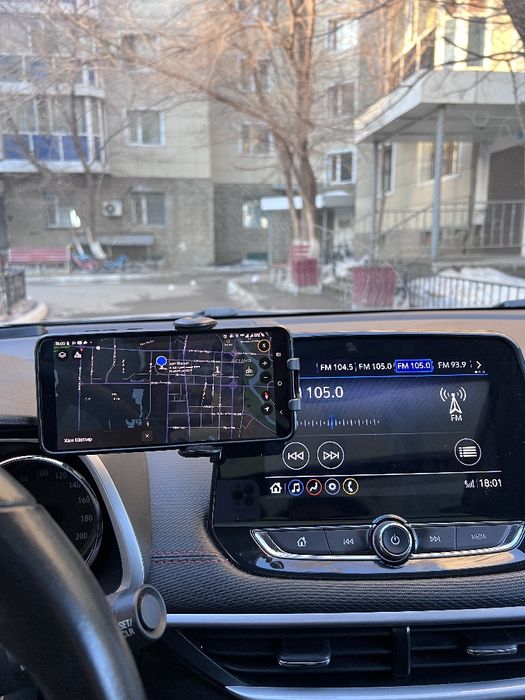 Chevrolet Tracker 1.0 1.2 Держатель телефона для