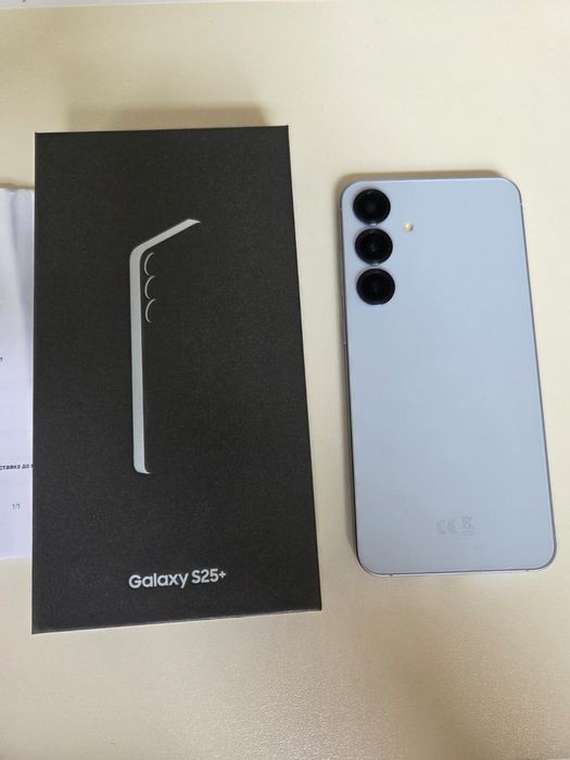 Samsung galaxy s25 plus