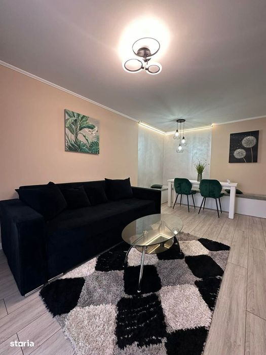 Chirie,Ap.4 camere,Micro 17